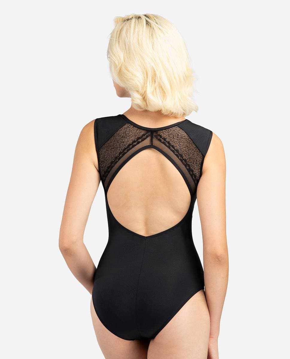 Mesh Embrace